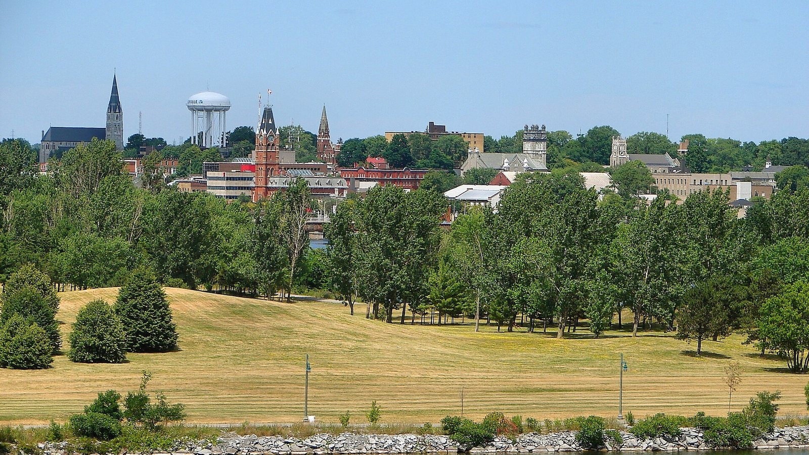 Belleville-Quinte West cityscape